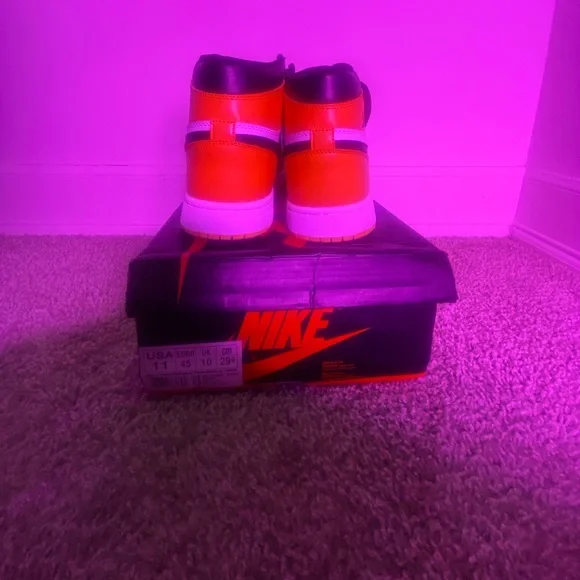 Air Jordan 1 Shattered Backboard